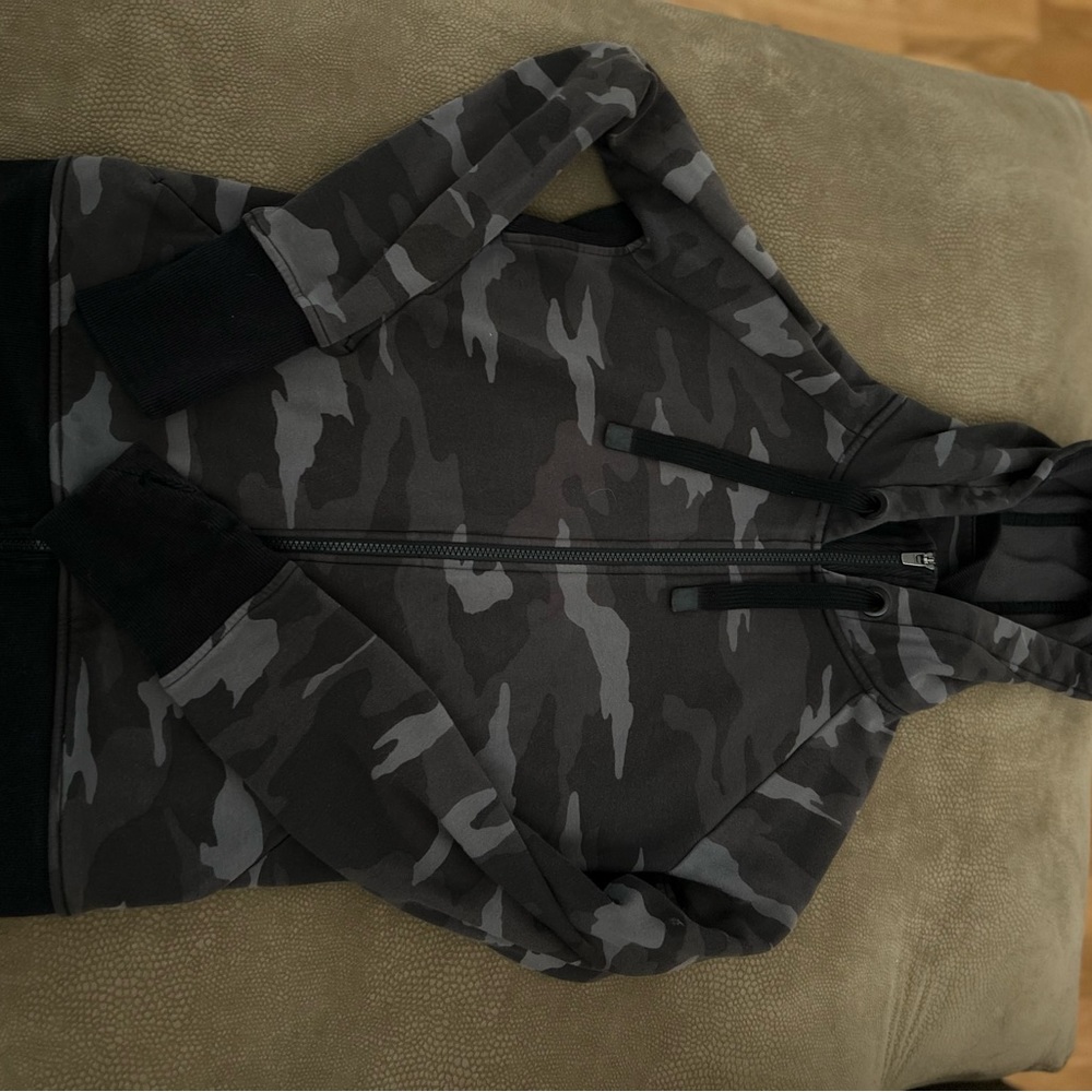 Athleta CAMO Triumph Hoodie